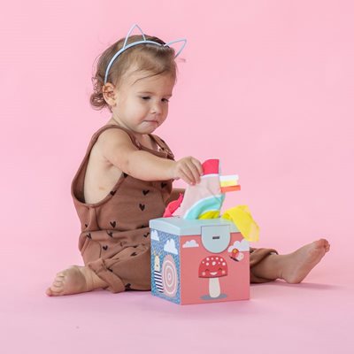 קופסה-עם-בדים-במרקמים-שונים-12745I-800x800