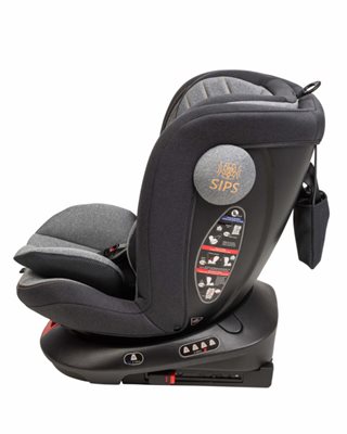 AKP_6440_web-1-600x750