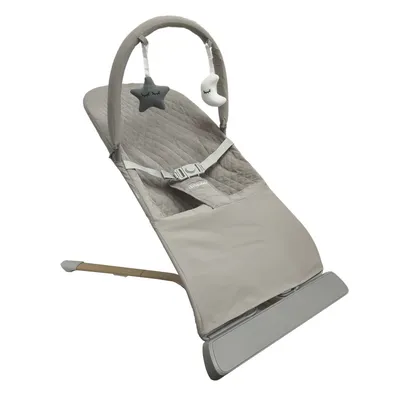 טרמפולינה 0-9 ק"ג SIESTA כולל מנגנון רטט ומוזיקה (בז'-דמוי עץ) מבית BabySafe