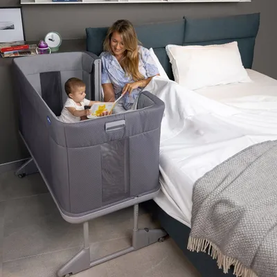 עריסה  מיטת מעבר צ’יקו נקסט2מי פוראבר דגם Chicco Next2Me Forever – Ash