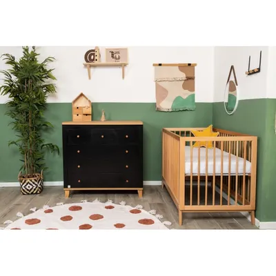 חדר לתינוק מומבאי שחור טבעי שניר