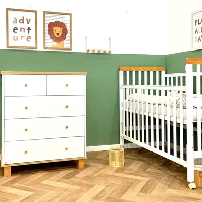 חדר לתינוק דור לבן טבעי רגליים שניר