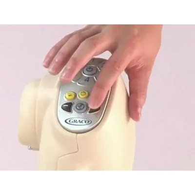 נדנדה חשמלית כולל שנאי Loving Hug עם 6 מהירויות נדנוד ושנאי