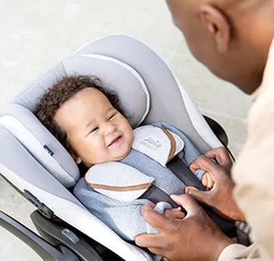 סלקל נשכב i-Level Recline Signature