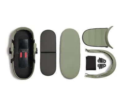 עגלת YOYO² עם שלדה לבנה/שחורה + סל שכיבה + טיולון