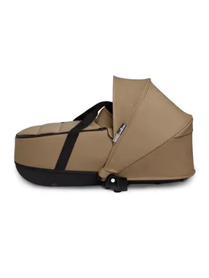 עגלת YOYO² עם שלדה לבנה/שחורה + סל שכיבה + טיולון