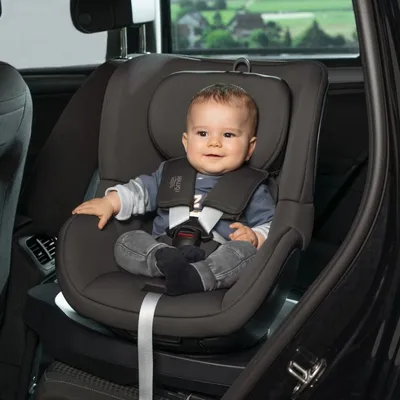 כסא בטיחות 360 DUALFIX i-SIZE PLUS Britax