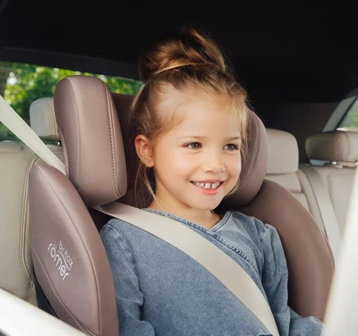 חדש בישראל! כסא בטיחות מסתובב משולב בוסטר 360° Swivel-Grow Max מבית BRITAX