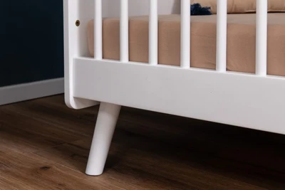 מיטת תינוק טיפני